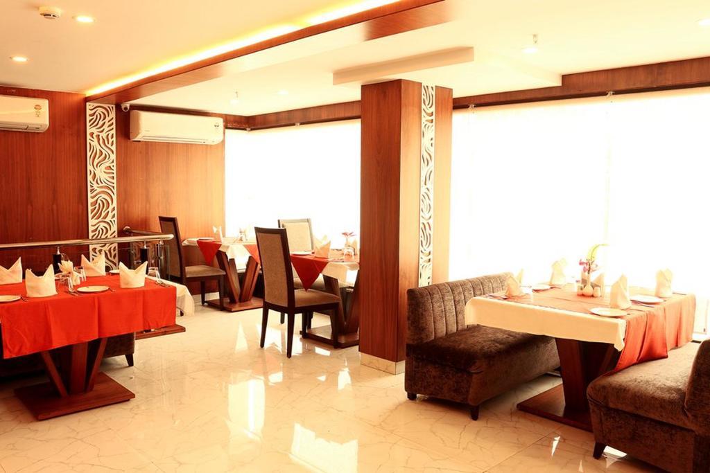 Oyo 1522 Npg Hotel Kalkutta Kültér fotó