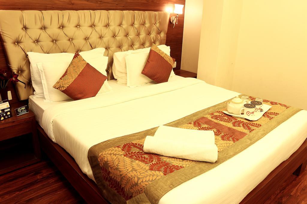 Oyo 1522 Npg Hotel Kalkutta Kültér fotó